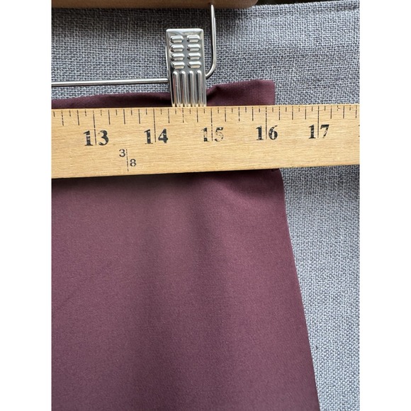 Banana Republic Joggers Mens 33x30 Burgundy Slim Tapered Fit Leg - Picture 2 of 7